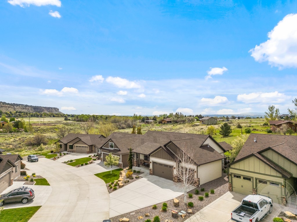 Billings, Montana 59106, United States, 5 Bedrooms Bedrooms, ,3 BathroomsBathrooms,Residential,Active,141447