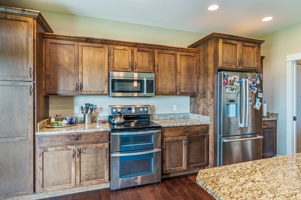 Billings, Montana 59106, United States, 5 Bedrooms Bedrooms, ,3 BathroomsBathrooms,Residential,Active,141447