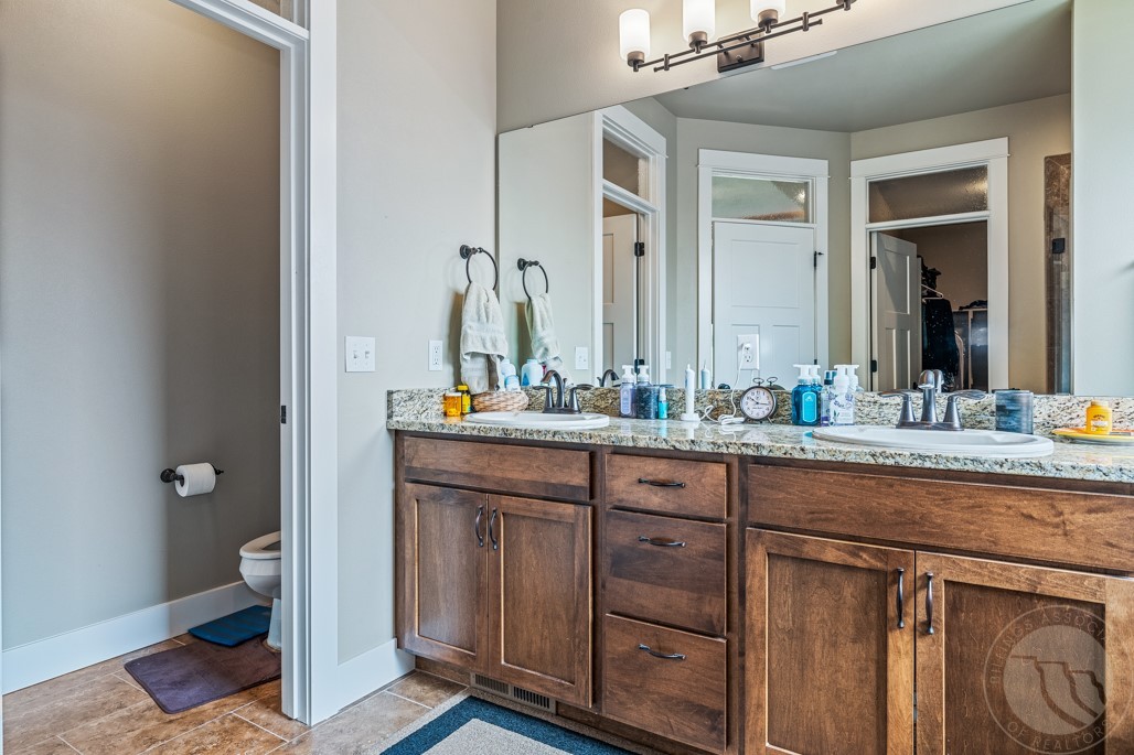 Billings, Montana 59106, United States, 5 Bedrooms Bedrooms, ,3 BathroomsBathrooms,Residential,Active,141447