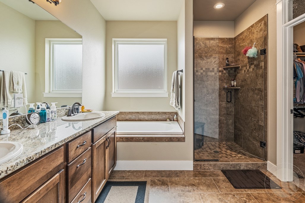 Billings, Montana 59106, United States, 5 Bedrooms Bedrooms, ,3 BathroomsBathrooms,Residential,Active,141447