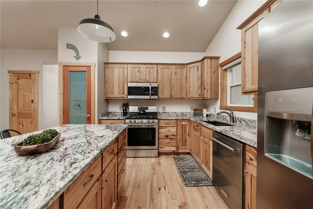 120 E. Centennial Road