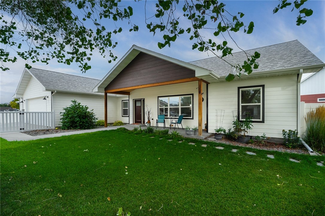 120 E. Centennial Road