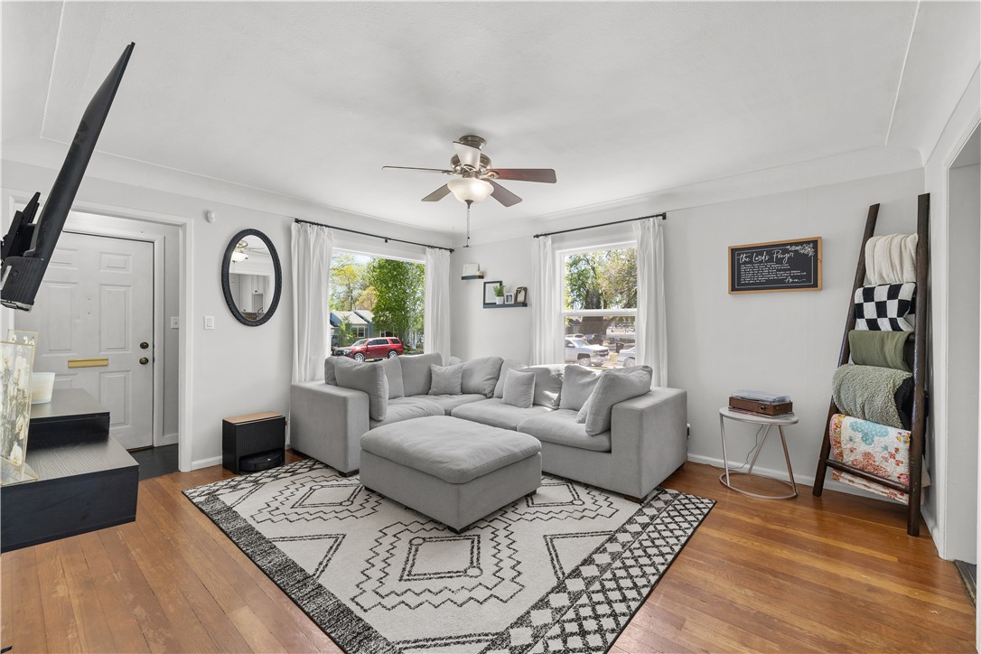 1524 11th Street W