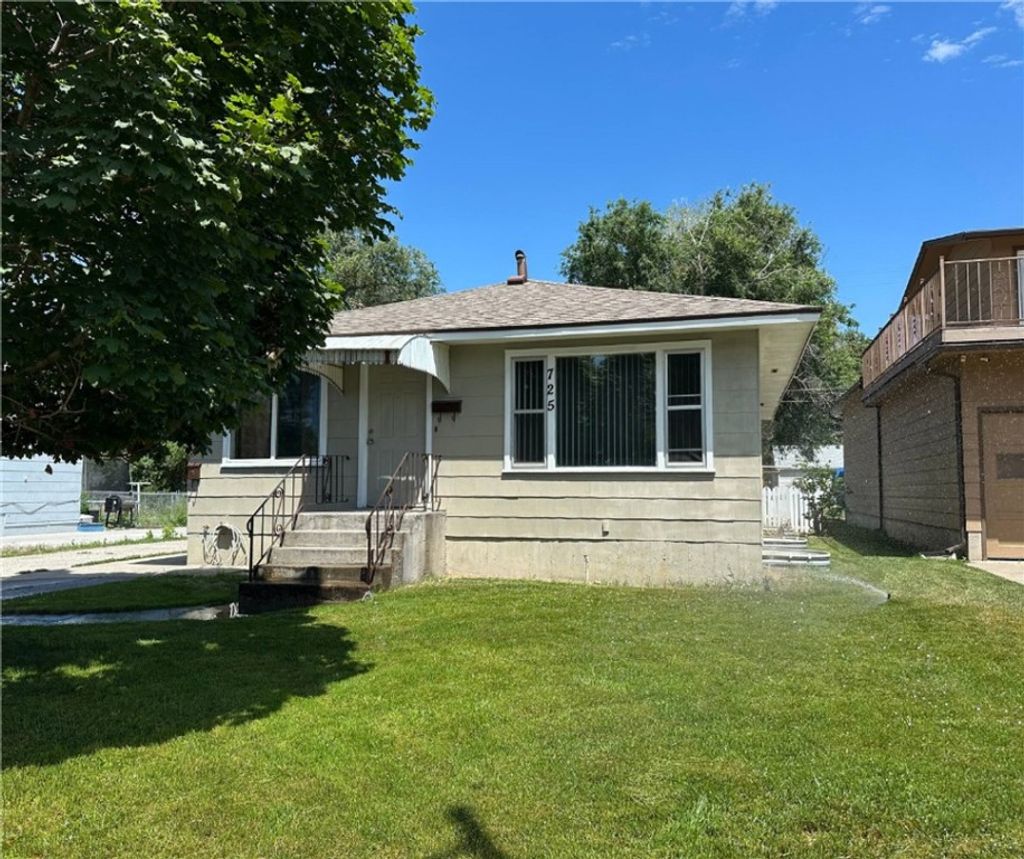 Photo of 725 Broadwater Avenue, Billings, MT 59101 (MLS # 356135)