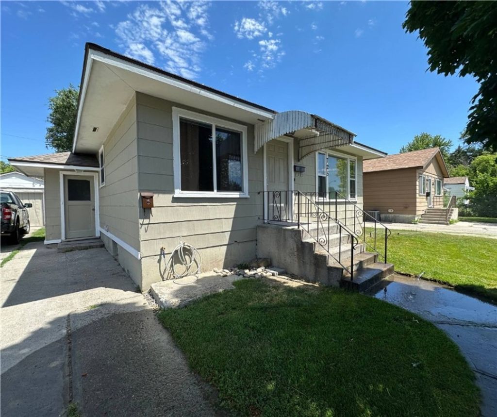 Photo of 725 Broadwater Avenue, Billings, MT 59101 (MLS # 356135)