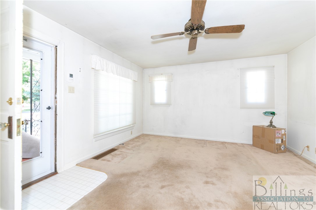 Billings, Montana 59101, United States, 2 Bedrooms Bedrooms, ,1 BathroomBathrooms,Residential,Contingent,54121