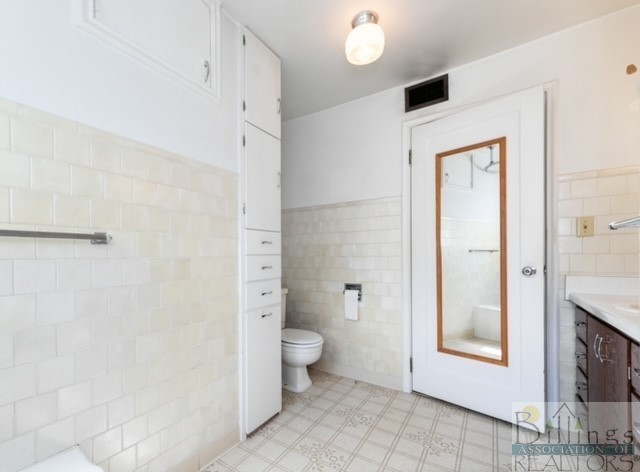 Billings, Montana 59101, United States, 2 Bedrooms Bedrooms, ,1 BathroomBathrooms,Residential,Contingent,54121