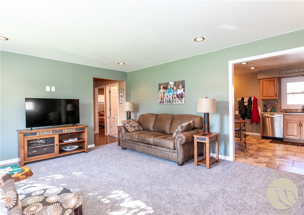 1116 Lendel Lane