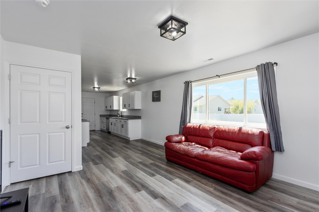 903 Lynch Drive 10