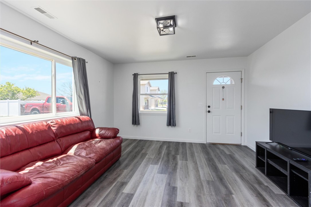 903 Lynch Drive 10