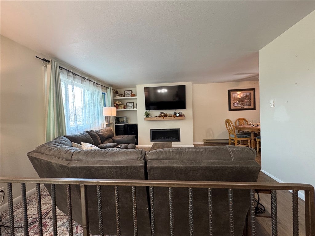 621 Chinook Place