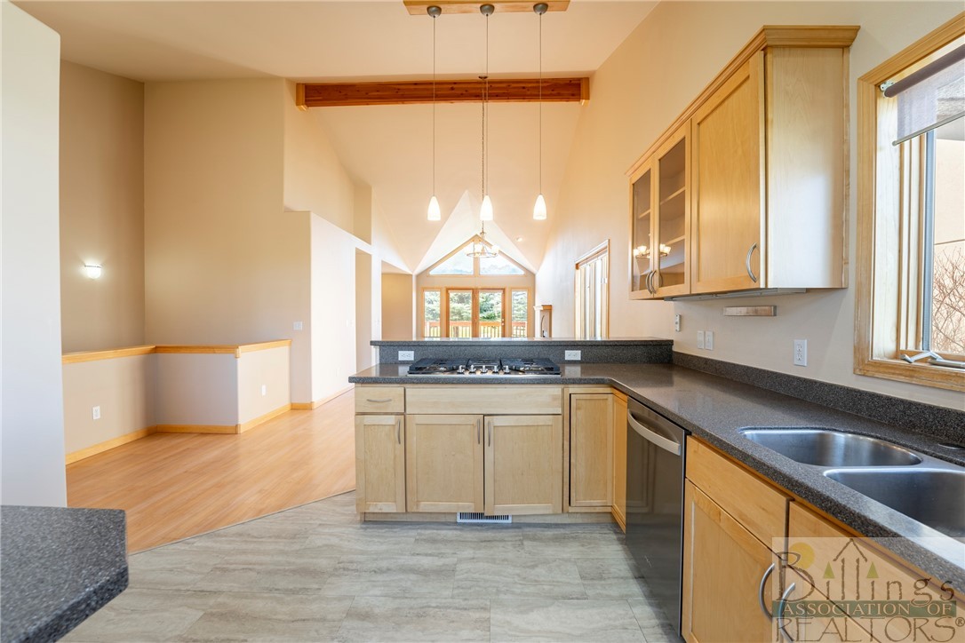 Red Lodge, Montana 59068, United States, 4 Bedrooms Bedrooms, ,3 BathroomsBathrooms,Residential,Active,58031