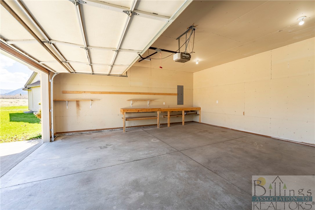 Red Lodge, Montana 59068, United States, 4 Bedrooms Bedrooms, ,3 BathroomsBathrooms,Residential,Active,58031