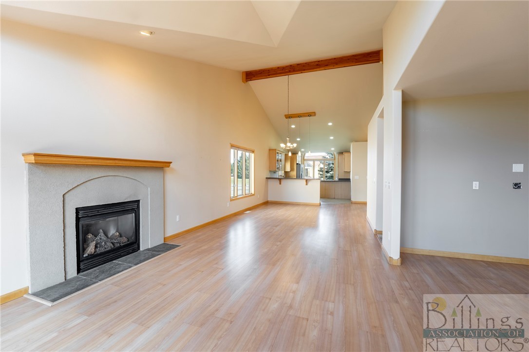 Red Lodge, Montana 59068, United States, 4 Bedrooms Bedrooms, ,3 BathroomsBathrooms,Residential,Active,58031