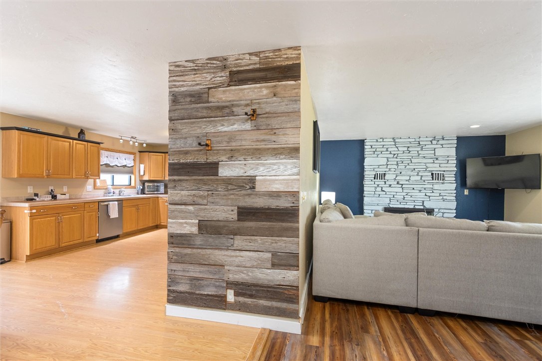 204 Tam Oshanter Road