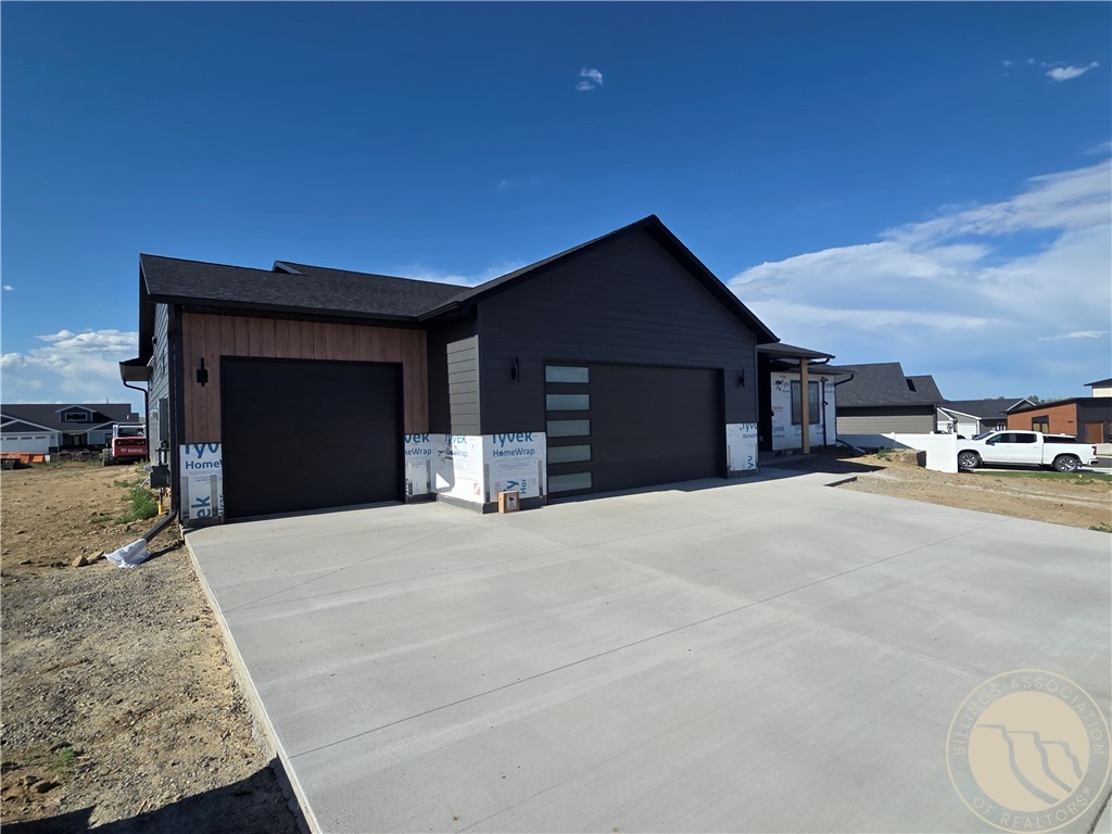 2184 Greenbriar Road