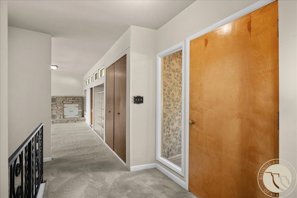 87 Mountain View Boulevard