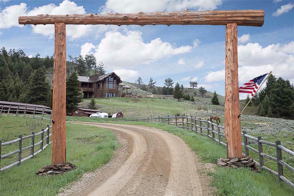Photo of 94 Sheep Mountain Road (w/ 614 AC State Lease), Red Lodge, MT 59068 (MLS # 359414)