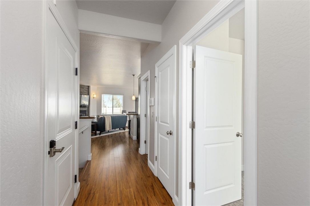 207 Boston Hill Rd Road