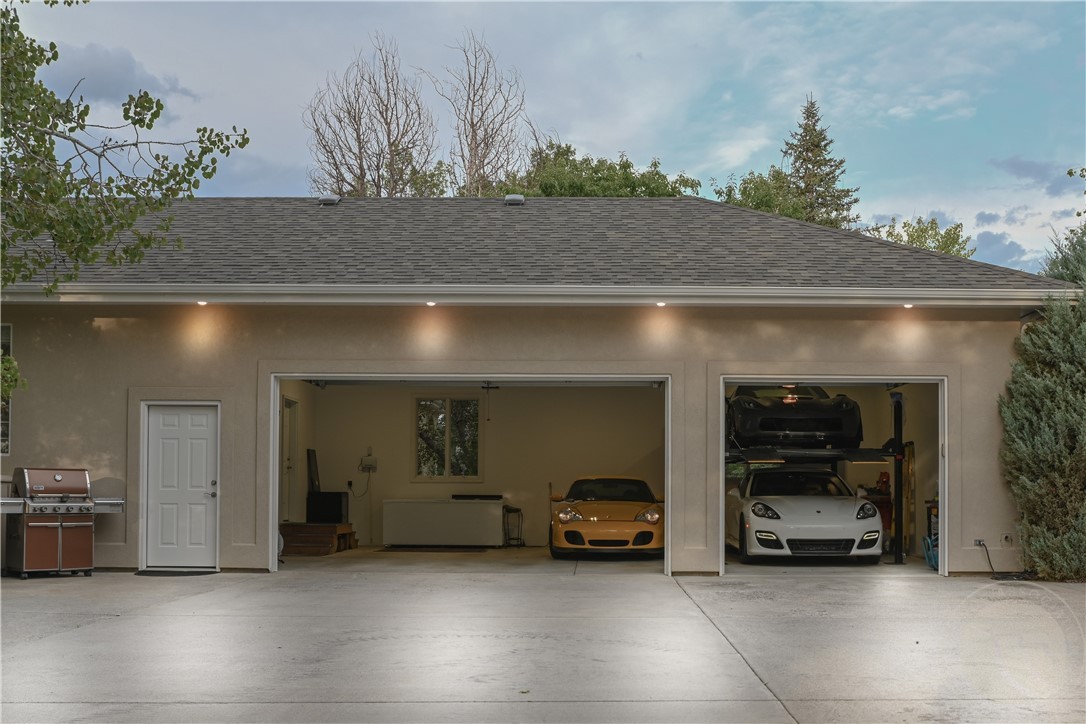 1100 Evergreen Drive