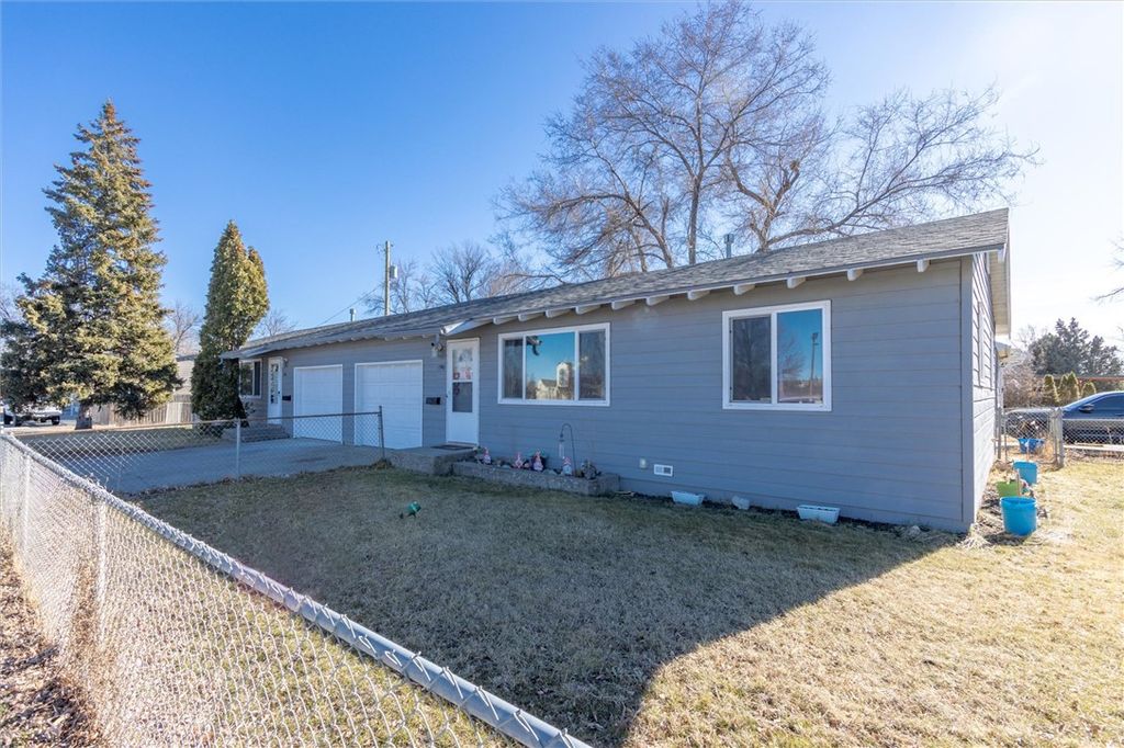 Photo of 1736-1740 Broadwater Avenue, Billings, MT 59102 (MLS # 357024)