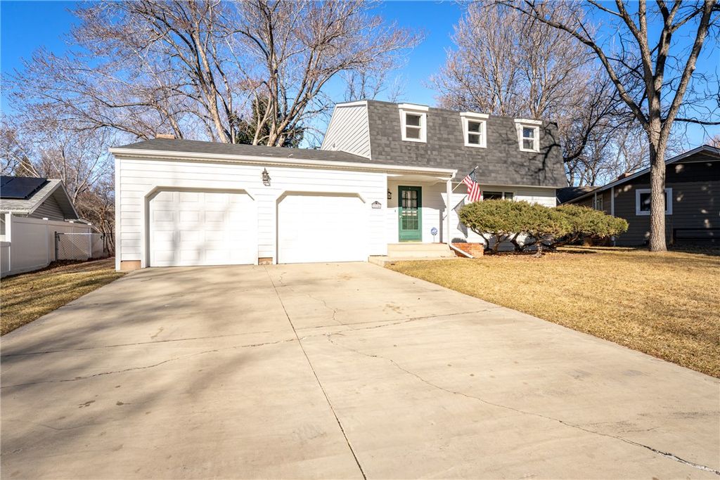 Photo of 1914 Patricia Lane, Billings, MT 59102 (MLS # 357882)