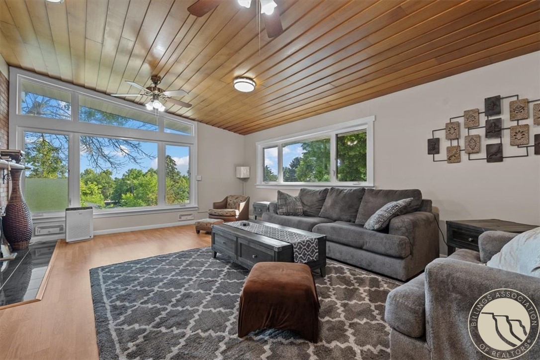 3003 Macona Lane
