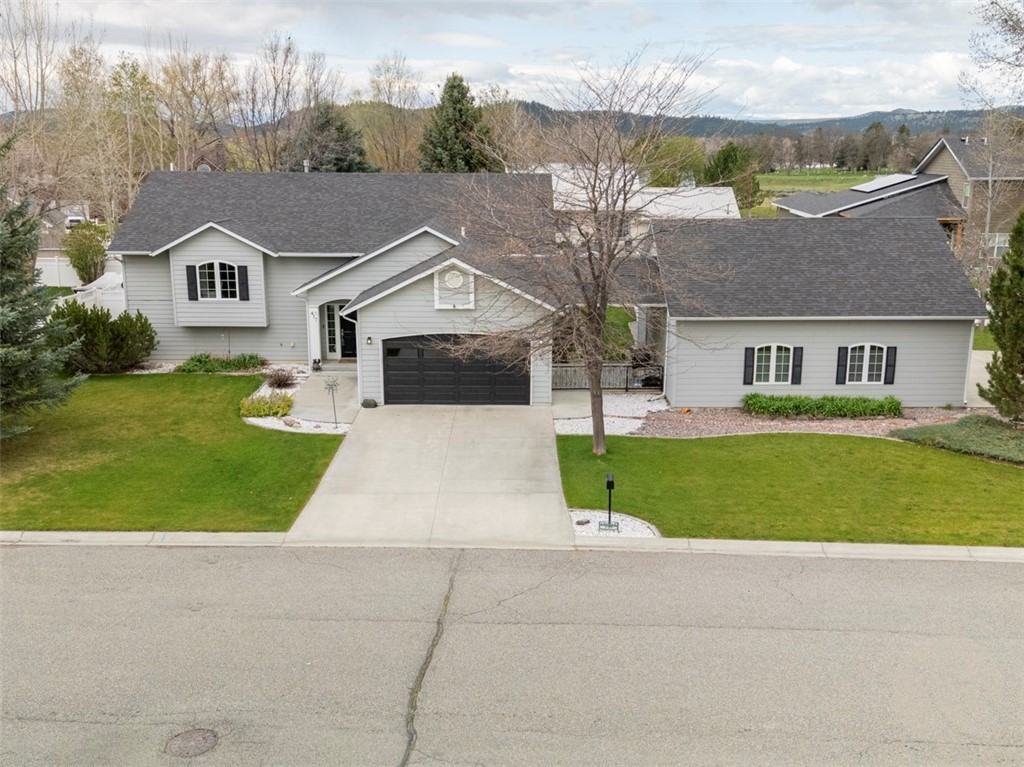 417 Granite Peak Dr.