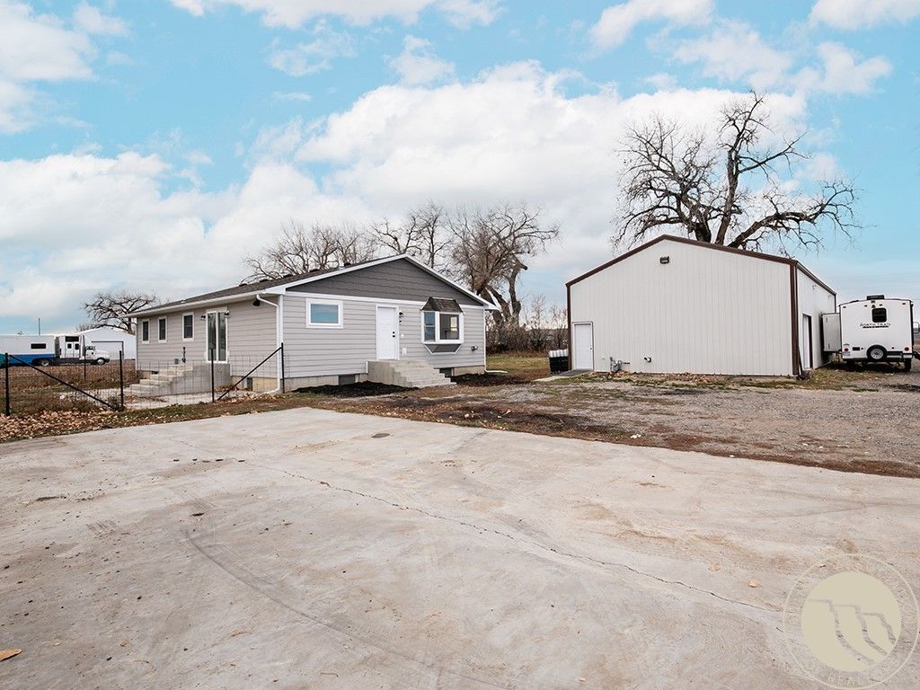 Photo of 703 S 80th Street W, Billings, MT 59106 (MLS # 356739)