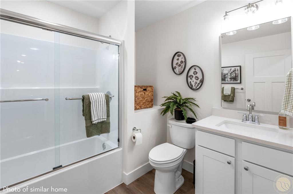 7032 Copper Sunset Drive