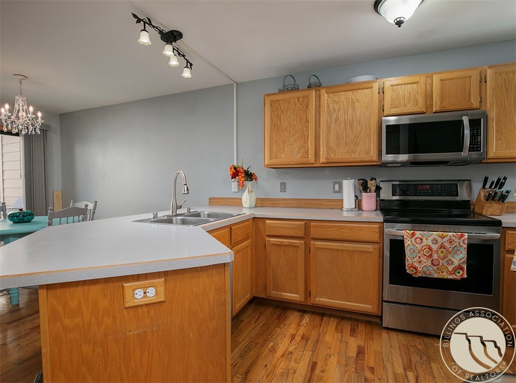 3440 Granger Avenue S 37