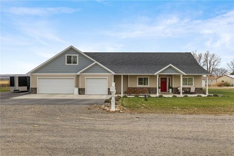 1095 Tracy Way Park City MT 59063