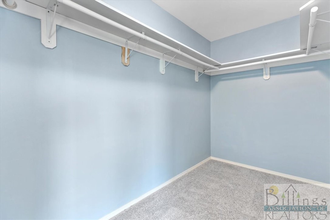 Billings, Montana 59106, United States, 5 Bedrooms Bedrooms, ,3 BathroomsBathrooms,Residential,Contingent,68267