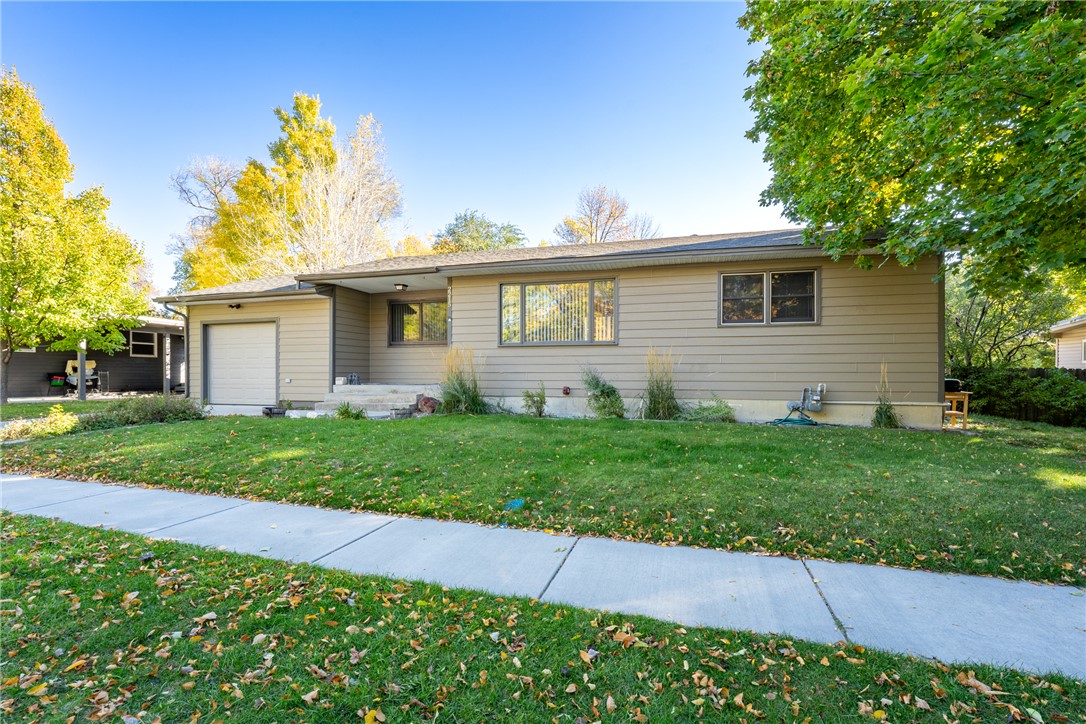 2215 Patricia Lane