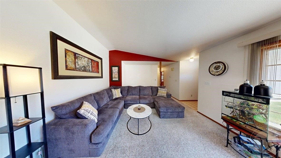 521 Indian Trail