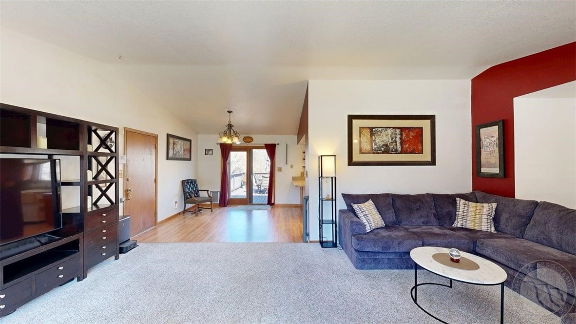 521 Indian Trail