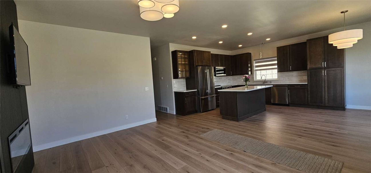 6728 Cove Creek Drive