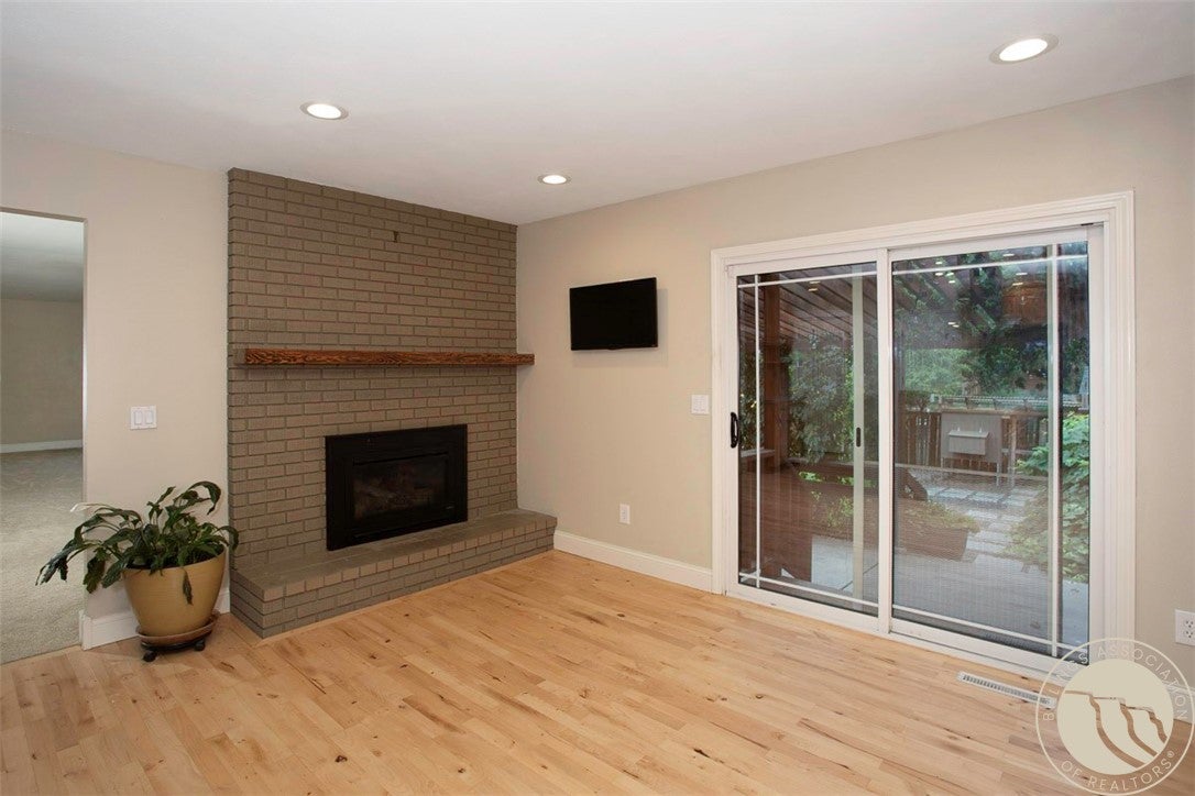 3222 Parkhill Drive