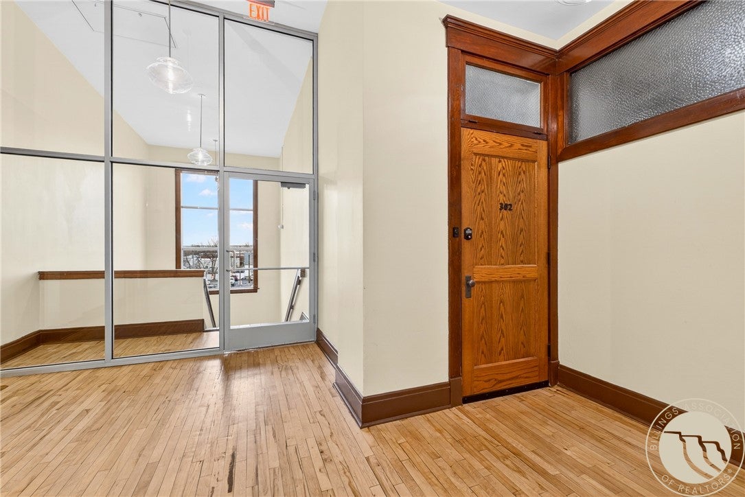 235 32nd Street Unit 302