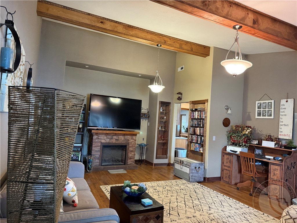 415 4Th Ave.
