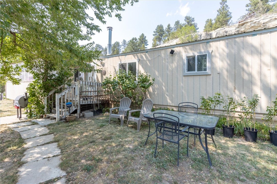 119 Log Cabin Road