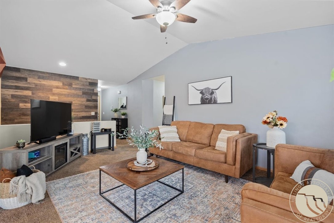 1007 Great Northern Road