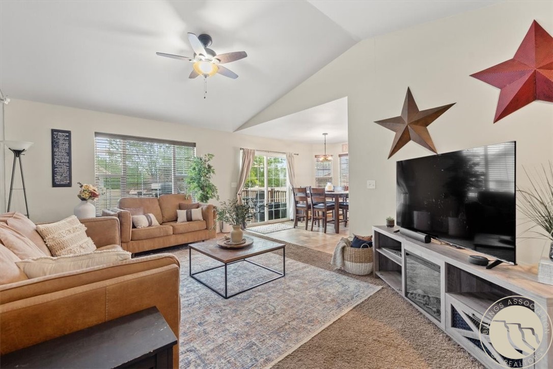 1007 Great Northern Road