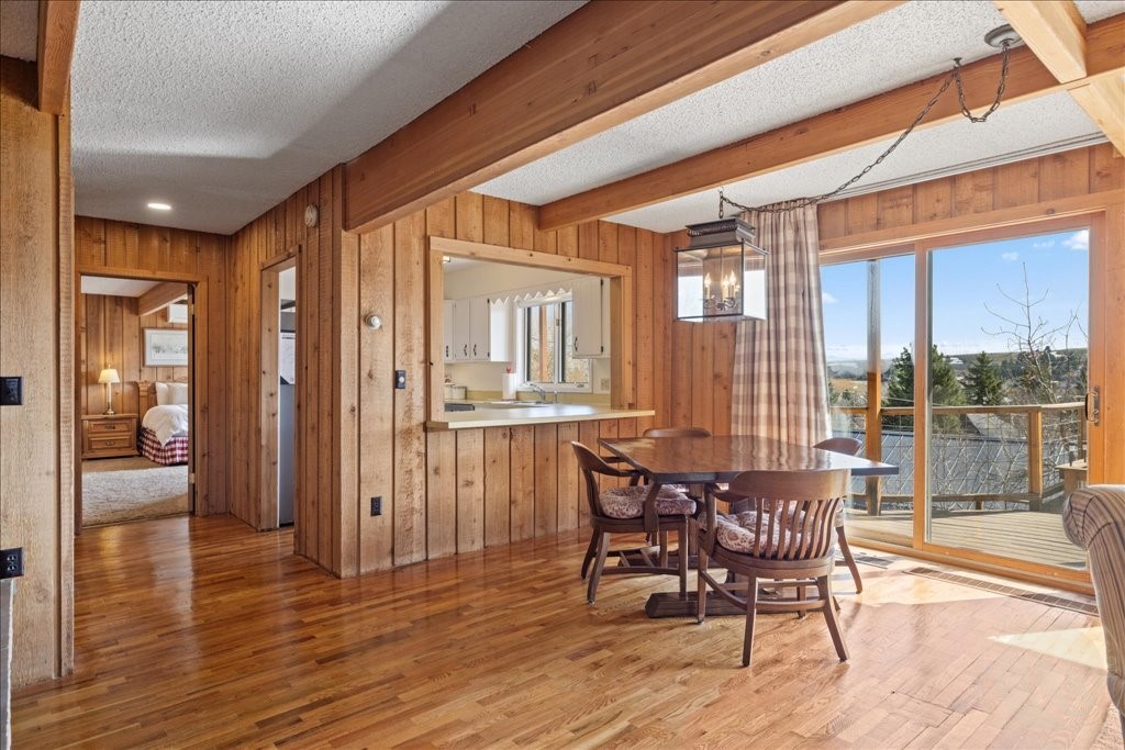 Red Lodge, Montana 59068, United States, 4 Bedrooms Bedrooms, ,4 BathroomsBathrooms,Residential,Active,112048