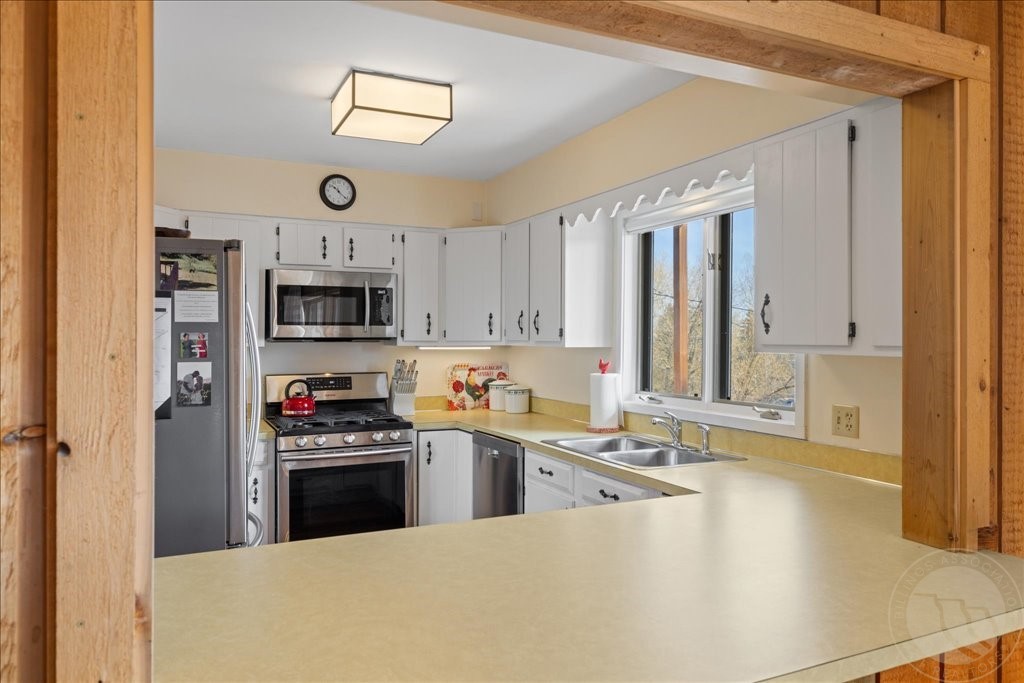 Red Lodge, Montana 59068, United States, 4 Bedrooms Bedrooms, ,4 BathroomsBathrooms,Residential,Active,112048