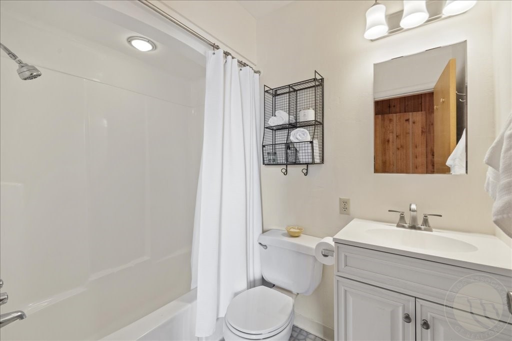 Red Lodge, Montana 59068, United States, 4 Bedrooms Bedrooms, ,4 BathroomsBathrooms,Residential,Active,112048