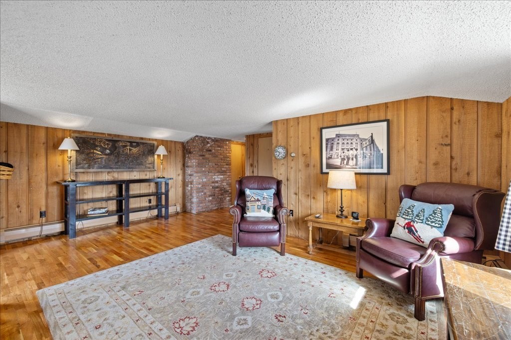 Red Lodge, Montana 59068, United States, 4 Bedrooms Bedrooms, ,4 BathroomsBathrooms,Residential,Active,112048