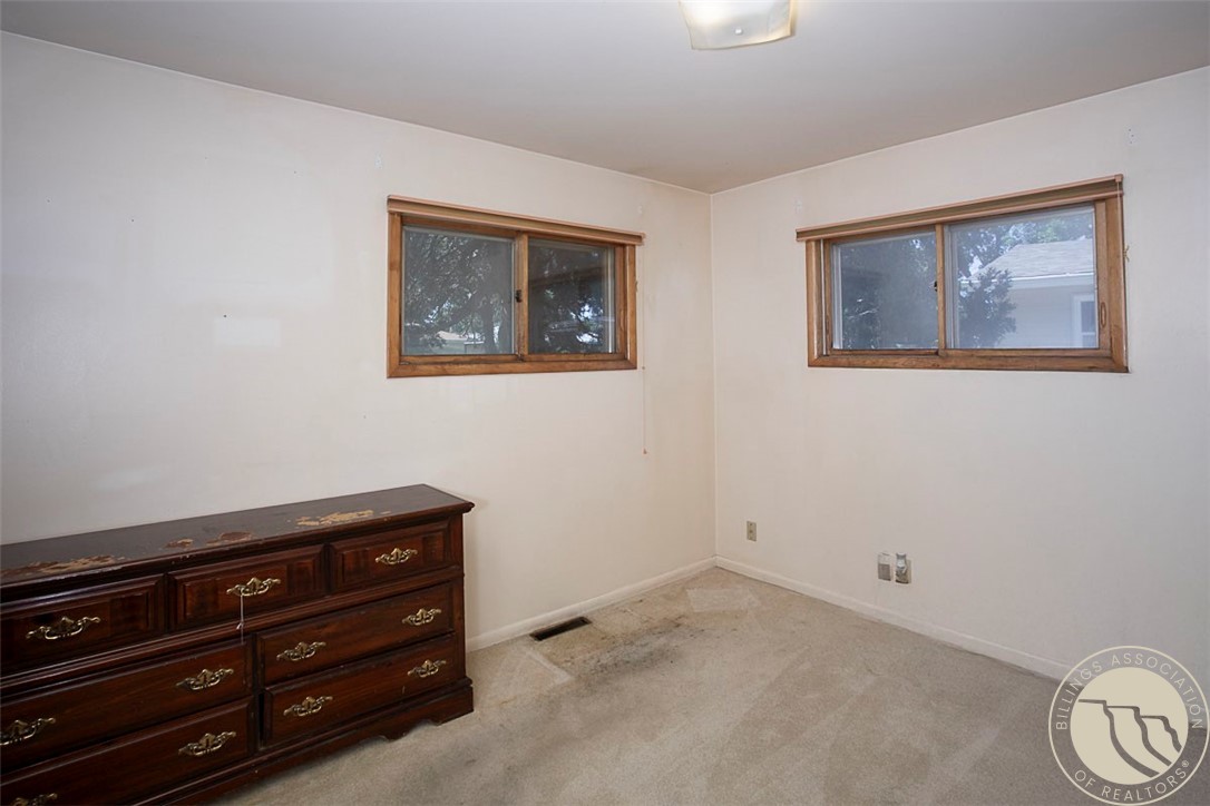 Billings, Montana 59102, United States, 5 Bedrooms Bedrooms, ,2 BathroomsBathrooms,Residential,Active,167741