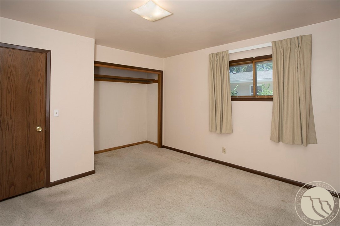 Billings, Montana 59102, United States, 5 Bedrooms Bedrooms, ,2 BathroomsBathrooms,Residential,Active,167741
