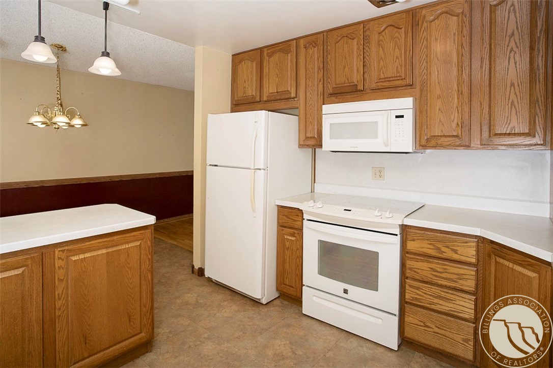 Billings, Montana 59102, United States, 5 Bedrooms Bedrooms, ,2 BathroomsBathrooms,Residential,Active,167741